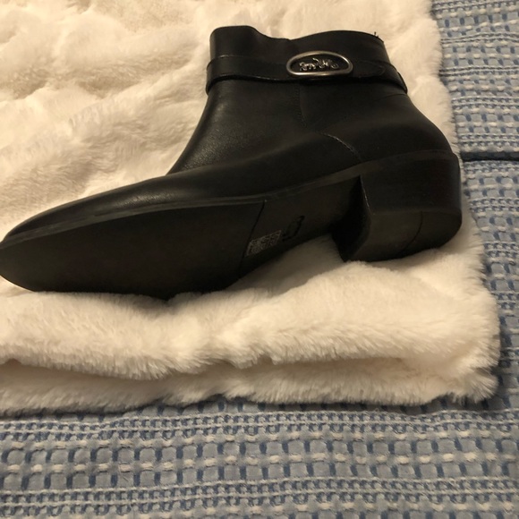 EUC Coach Debi Bootie Wore A Couple Of Times I Don’t Have The Box Price Is Firm - Picture 3 of 8